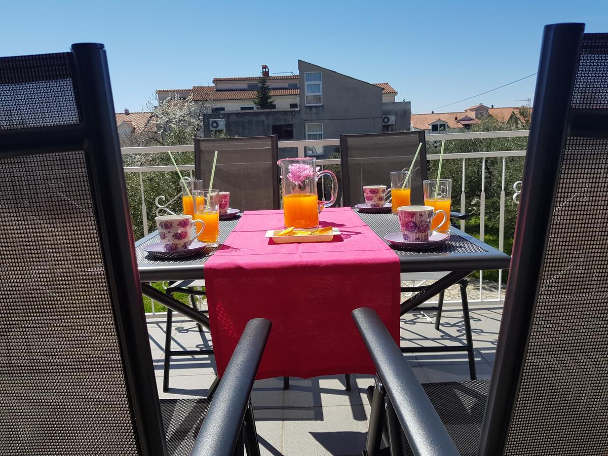 Apartmani Zoric Vodice Exterior photo